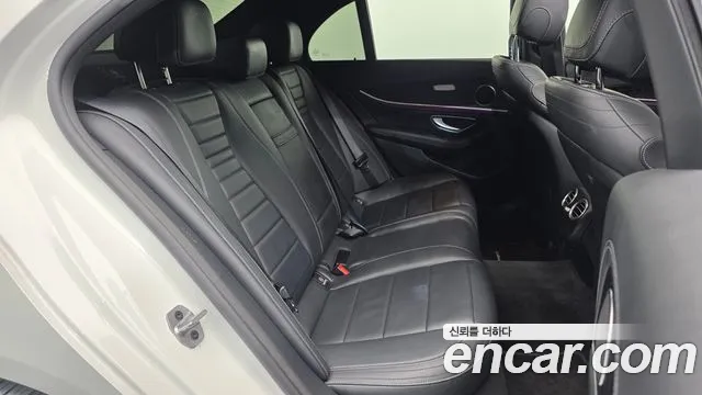 Mercedes-Benz E-Класс 2020 thumb 12