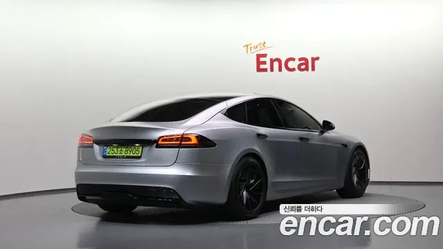 Tesla Model S 2026 thumb 2