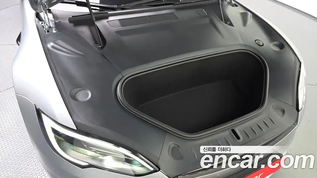 Tesla Model S 2026 thumb 6
