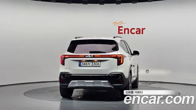 Kia Seltos 2024 thumb 4