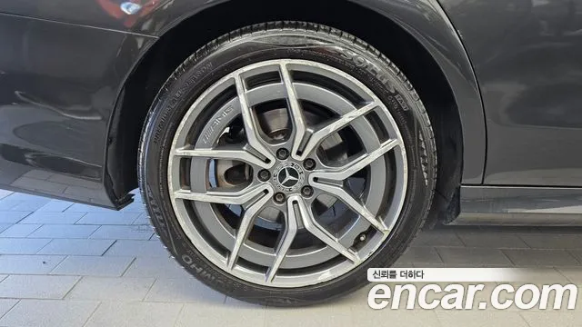 Mercedes-Benz E-Класс 2022 thumb 5