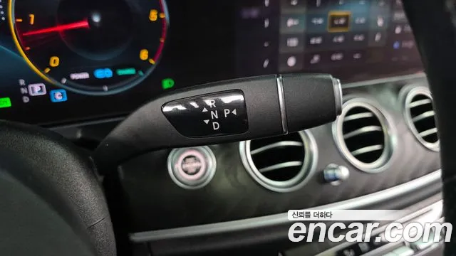 Mercedes-Benz E-Класс 2022 thumb 9
