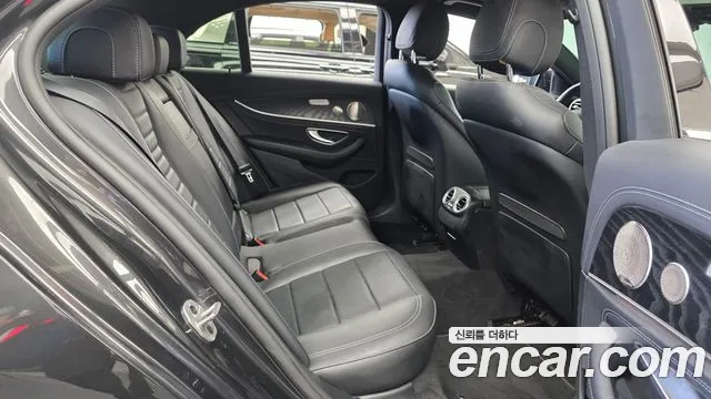Mercedes-Benz E-Класс 2022 thumb 11
