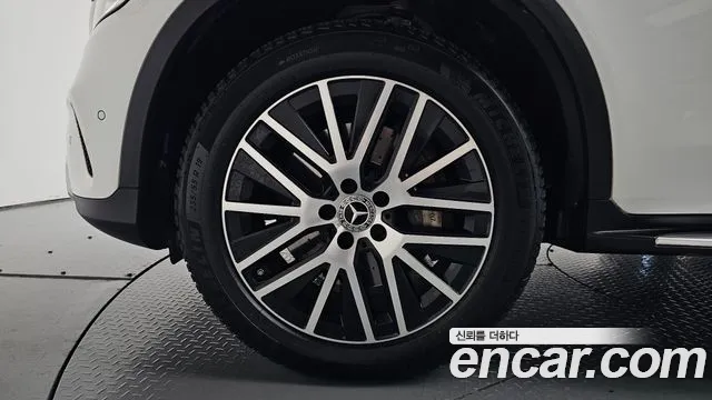 Mercedes-Benz GLC 2021 thumb 4