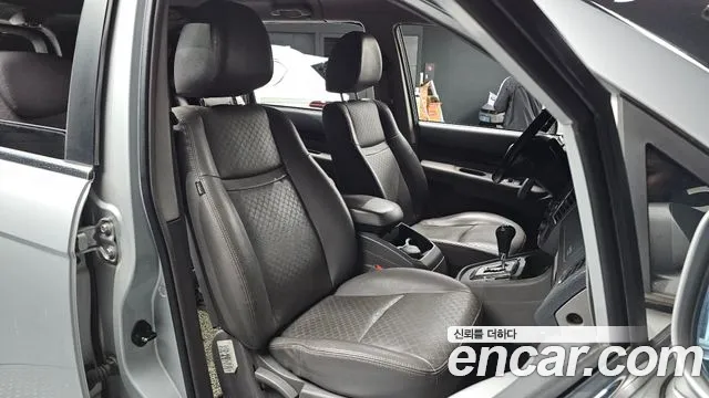 KG_Mobility_Ssangyong KORANDO 2016 thumb 10