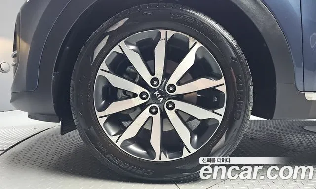 Kia Sportage 2015 thumb 5