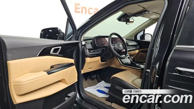 Kia Carnival 2021 thumb 10