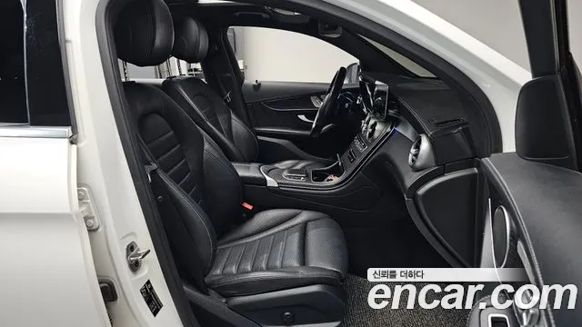 Mercedes-Benz GLC 2022 thumb 10