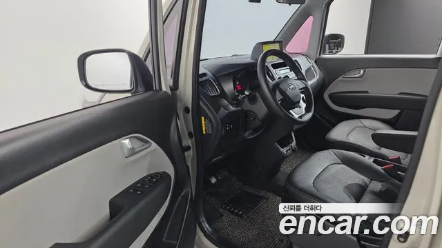 Kia Ray 2016 thumb 10