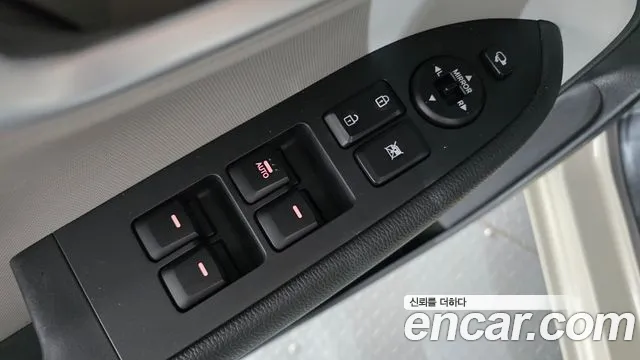Kia Ray 2016 thumb 11