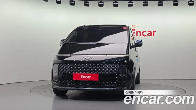 Hyundai Staria 2021 thumb 3