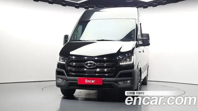 Hyundai Staria 2020 thumb 3