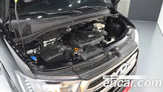 Hyundai Staria 2020 thumb 6