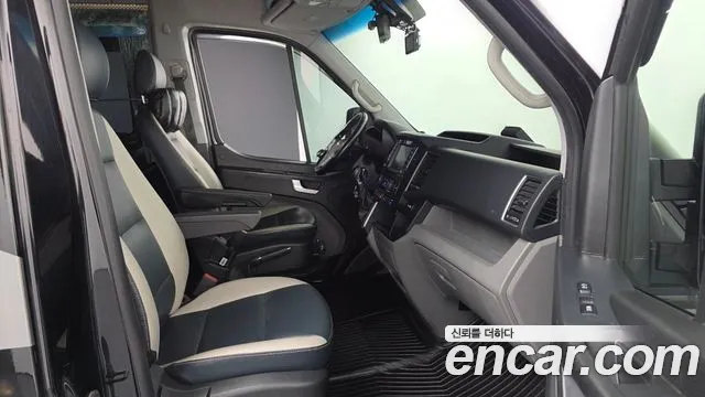 Hyundai Staria 2020 thumb 11