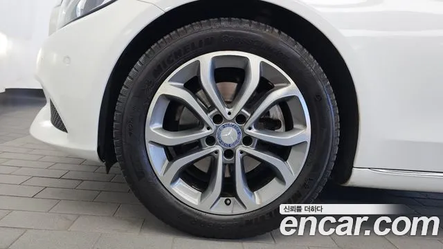 Mercedes-Benz C-Класс 2016 thumb 5