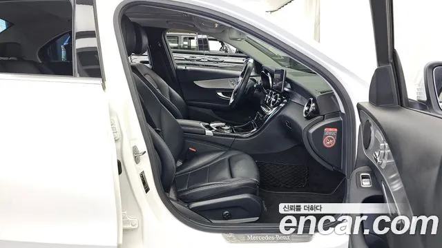 Mercedes-Benz C-Класс 2016 thumb 11