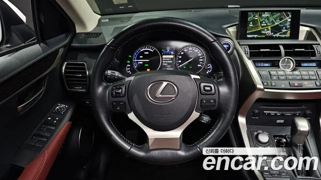 Lexus NX 2017 thumb 12