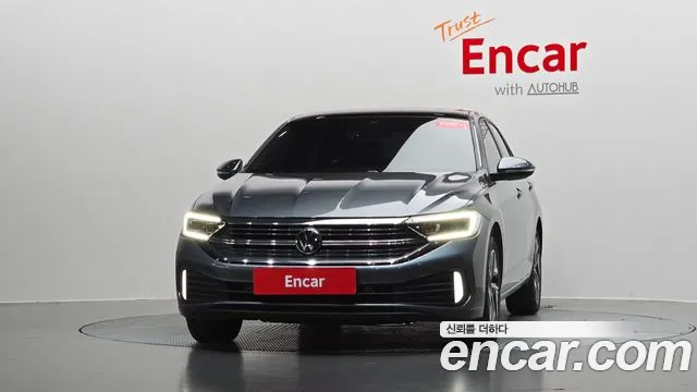 Volkswagen Jetta 2023 thumb 2