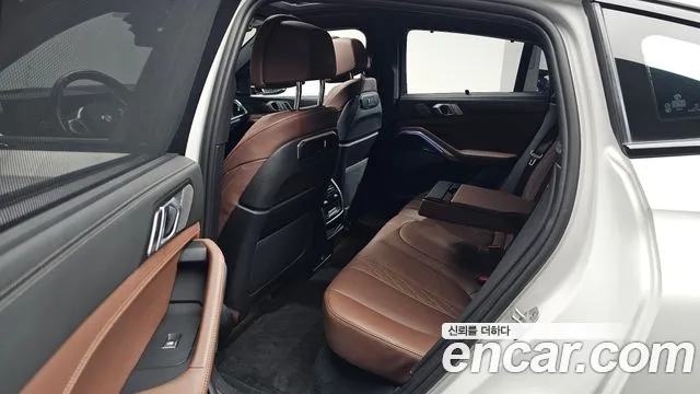 BMW X6 2023 thumb 11