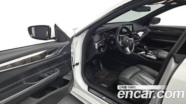 BMW Gran Turismo 2018 thumb 10