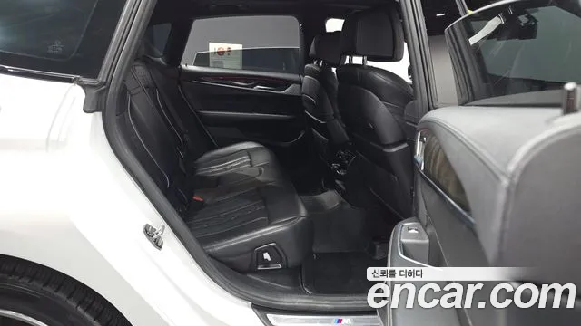 BMW Gran Turismo 2018 thumb 12
