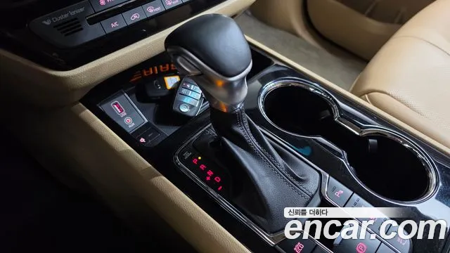 Kia Carnival 2019 thumb 9