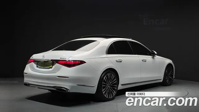 Mercedes-Benz S-Класс 2024 thumb 2