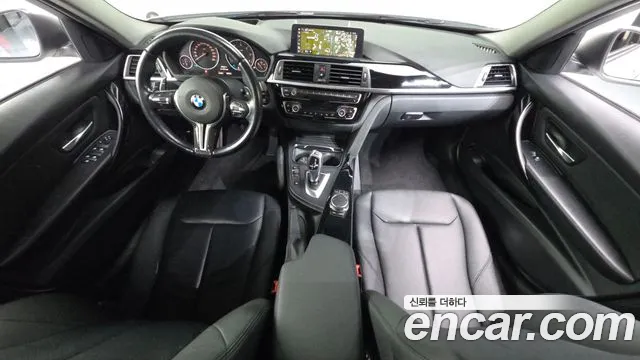 BMW 3-Series 2018 thumb 7