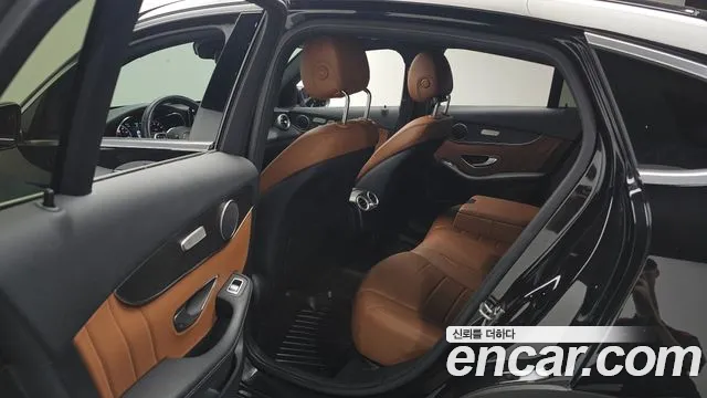 Mercedes-Benz GLC 2021 thumb 12