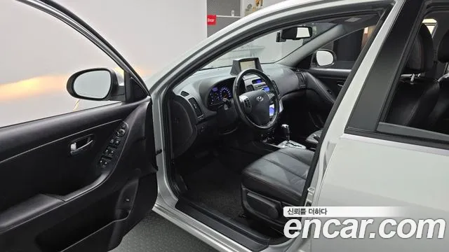 Hyundai Avante 2009 thumb 10