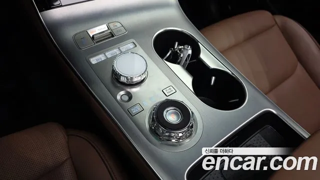 Genesis GV70 2024 thumb 9