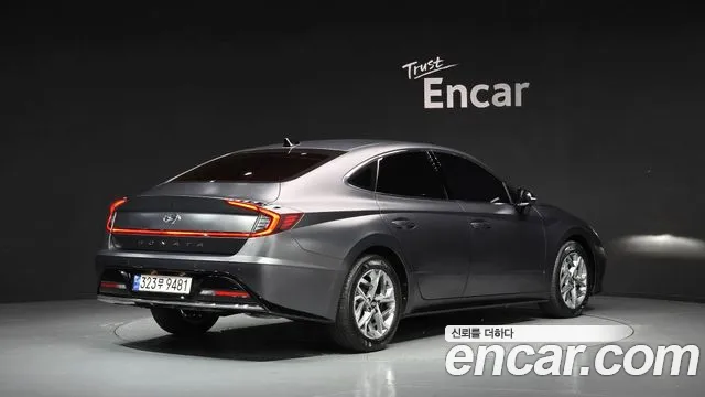 Hyundai Sonata 2023 thumb 2