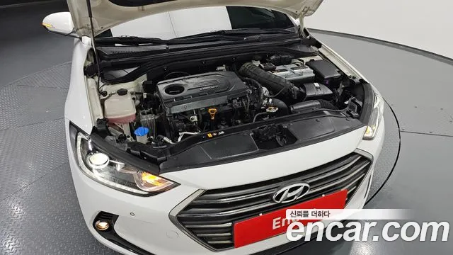 Hyundai Avante 2017 thumb 6