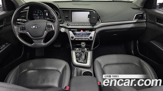 Hyundai Avante 2017 thumb 7