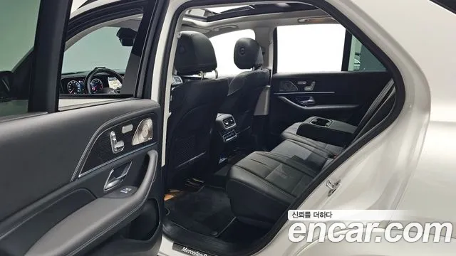 Mercedes-Benz GLE 2026 thumb 11