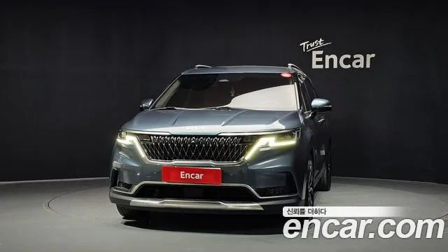 Kia Carnival 2021 thumb 3
