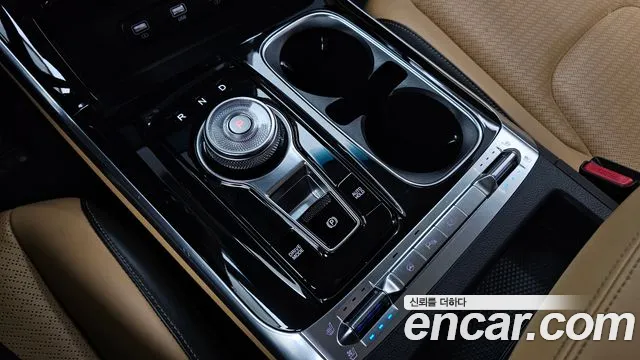 Kia Carnival 2021 thumb 9