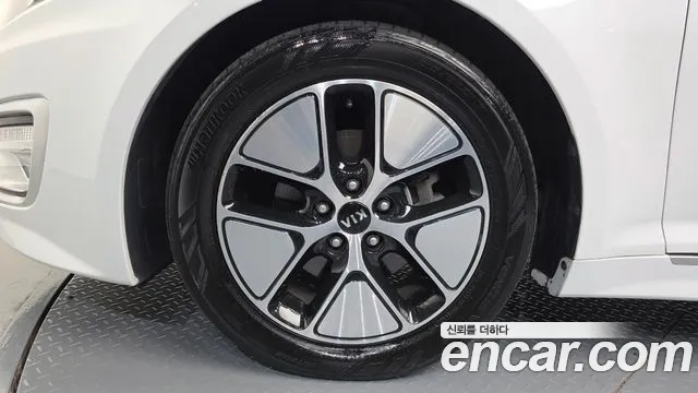 Kia K5 2013 thumb 5