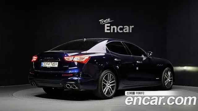 Maserati Ghibli 2020 thumb 2
