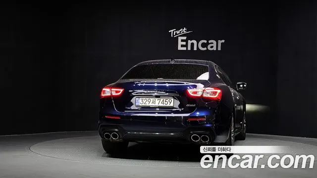 Maserati Ghibli 2020 thumb 4