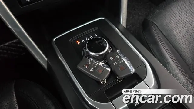 Land Rover Discovery Sport 2019 thumb 9