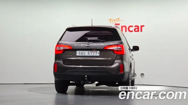 Kia Sorento 2012 thumb 4