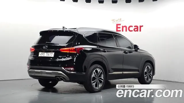 Hyundai Santa Fe 2018 thumb 2