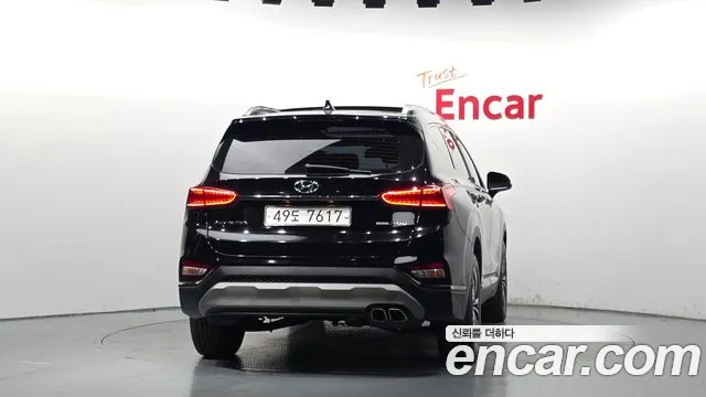 Hyundai Santa Fe 2018 thumb 4