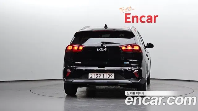 Kia Niro 2021 thumb 4