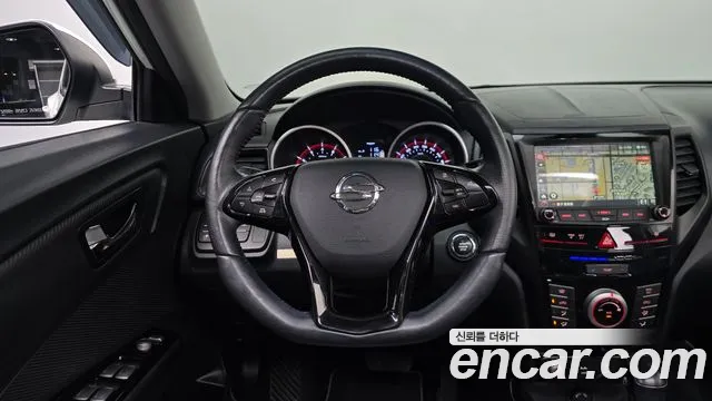 KG_Mobility_Ssangyong TIBOLI 2016 thumb 12