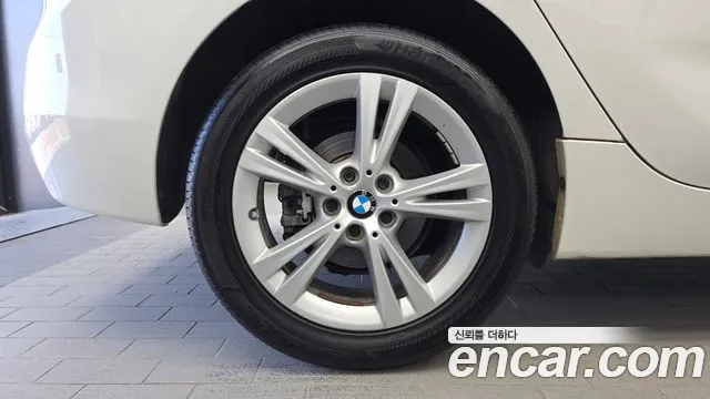BMW 2-Series 2018 thumb 5