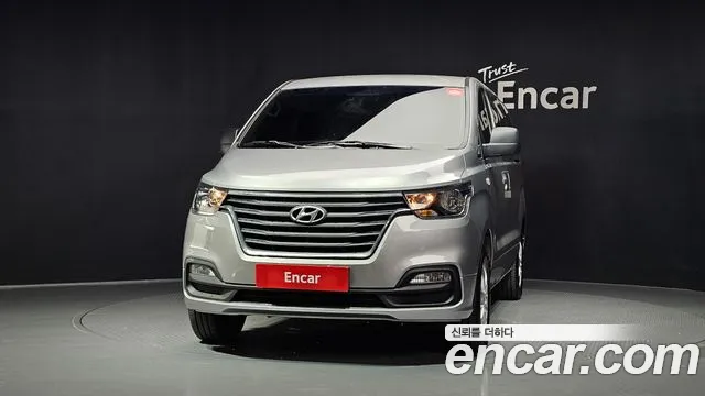 Hyundai Starex 2019 thumb 3