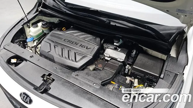 Kia Carnival 2018 thumb 6