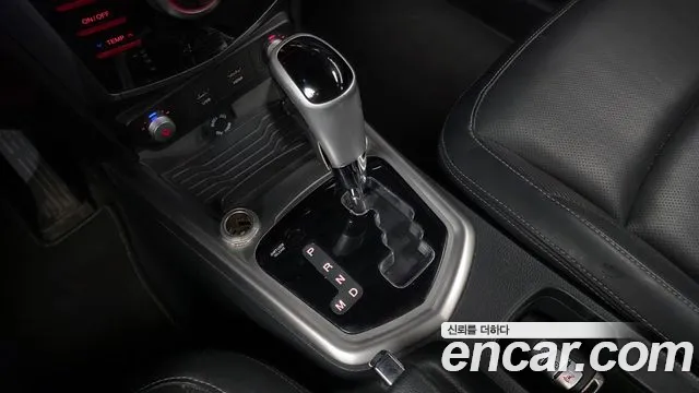 KG_Mobility_Ssangyong TIBOLI 2015 thumb 9